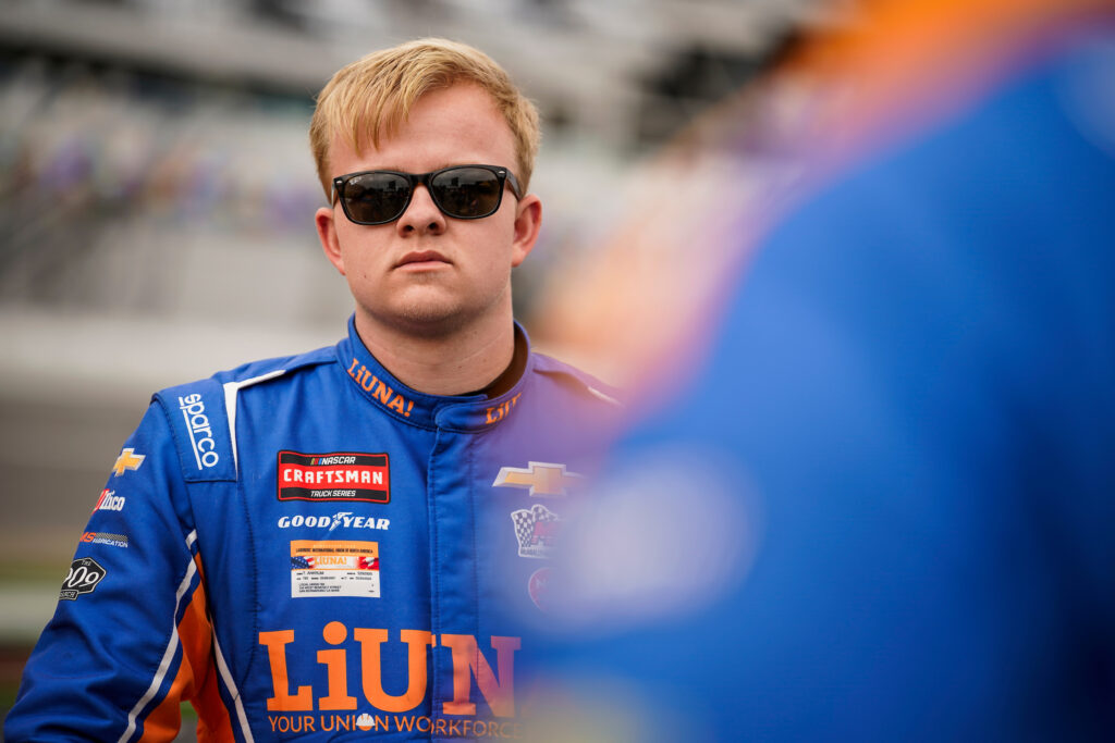 #18: Tyler Ankrum, McAnally Hilgemann Racing, LiUNA! Chevrolet Silverado