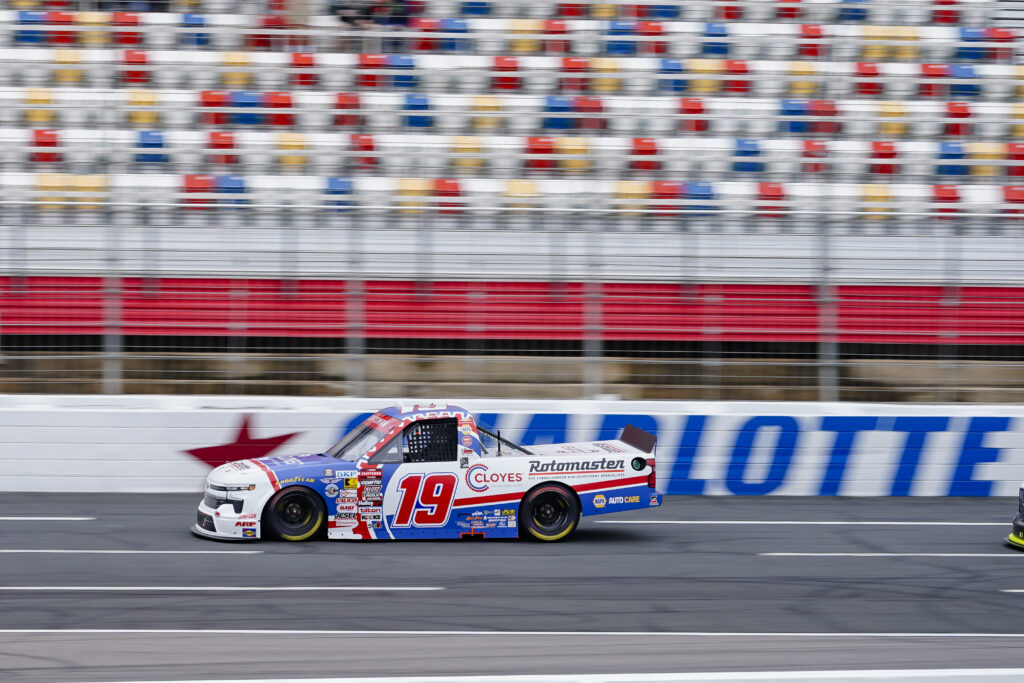 #19: Daniel Hemric, McAnally Hilgemann Racing, Cloyes, Rotomaster Chevrolet Silverado
