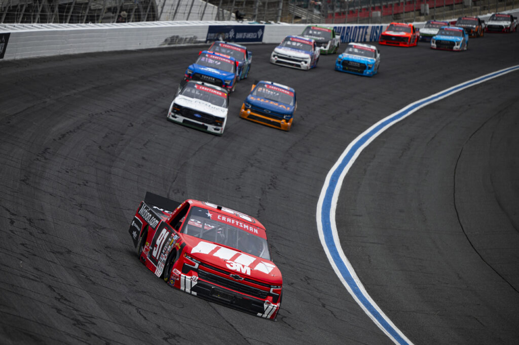 #91: Christian Eckes, McAnally Hilgemann Racing, Motion Industries Chevrolet Silverado