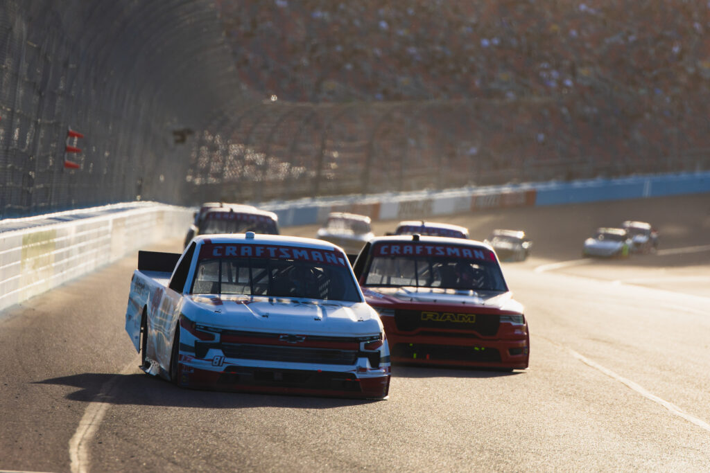 #81: Kris Wright, McAnally Hilgemann Racing, iHeartRadio Chevrolet Silverado